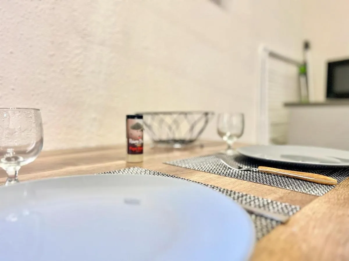 La Forgia - Centre Historique, Duplex, Clim, 2 Personnes Apartment Istres 0*,  France