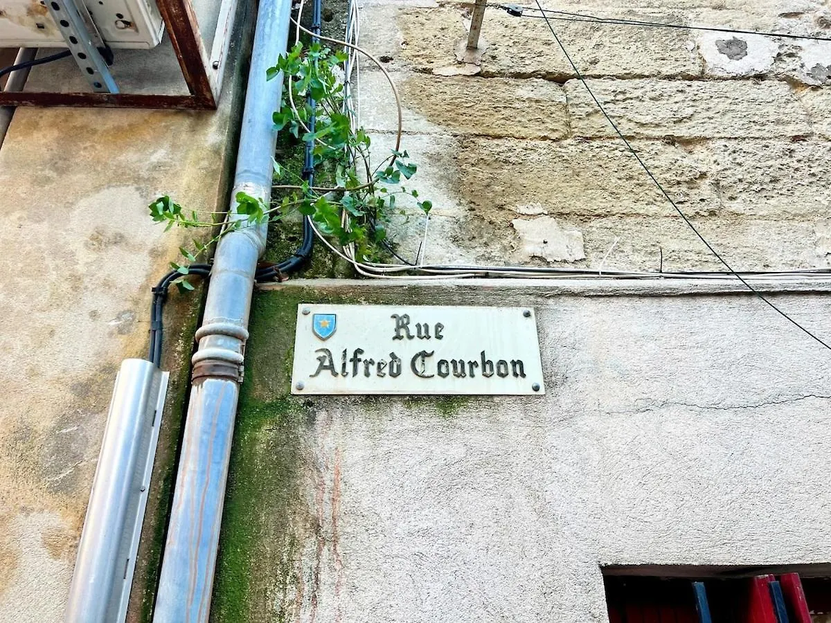La Forgia - Centre Historique, Duplex, Clim, 2 Personnes Apartment Istres 0*,  France